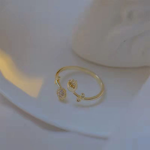 Smart Tulip Ring