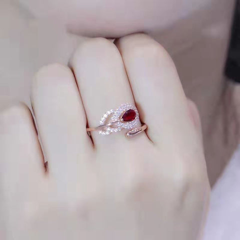 Pretty Peacock Feather Ring
