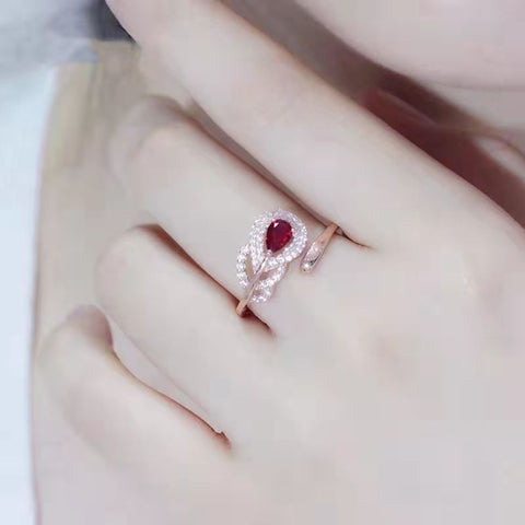 Pretty Peacock Feather Ring