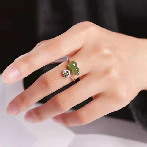 Fashion Cute Elegant Jade Hulu Ring